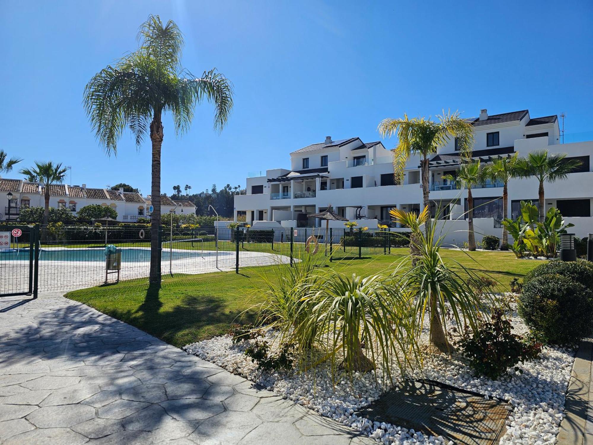 Arroyo Beach Home 埃斯特波纳 外观 照片