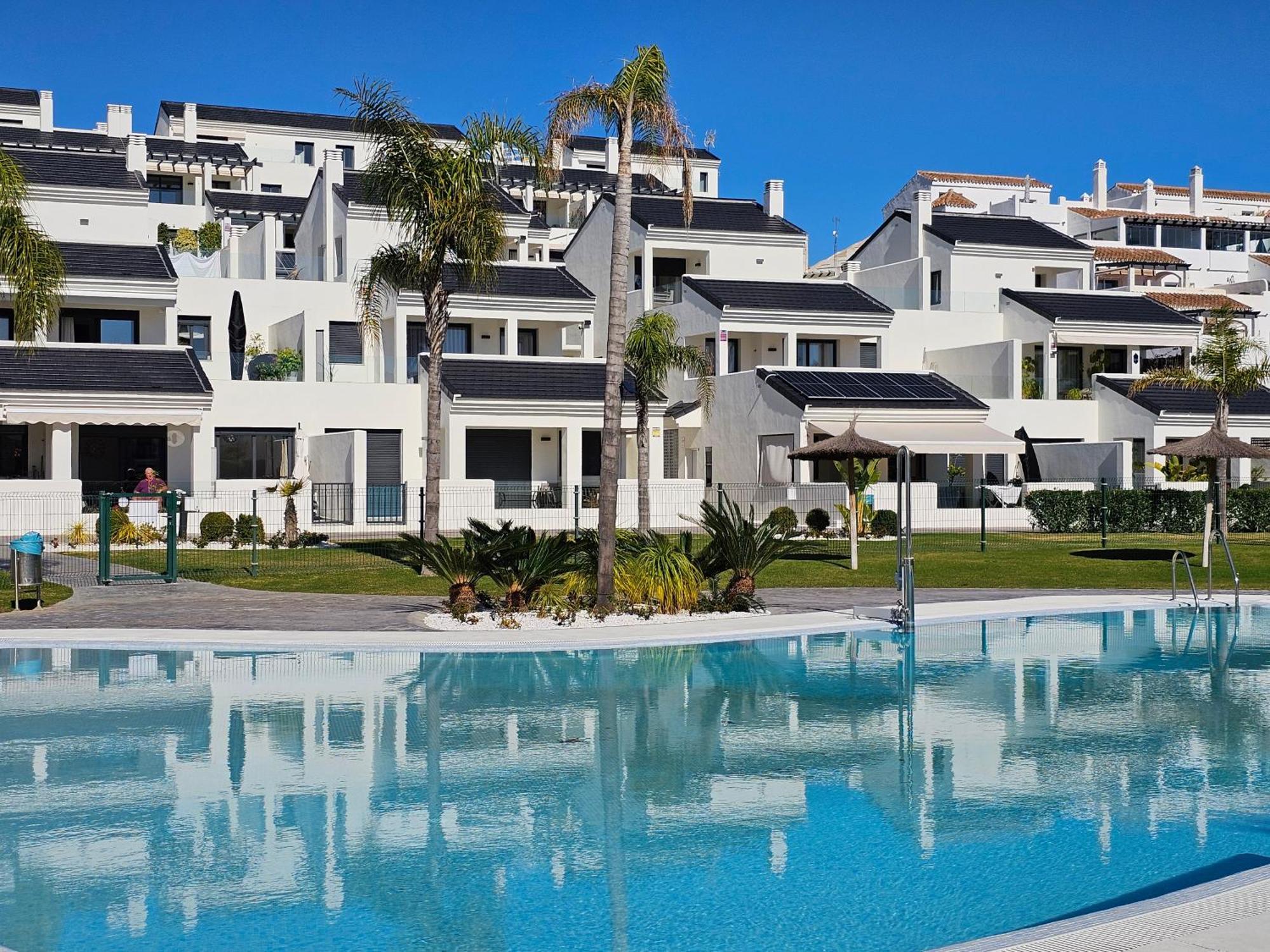 Arroyo Beach Home 埃斯特波纳 外观 照片